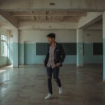 Perbandingan Strategi Pengelolaan Aset Rumah, Perjalanan, dan Energi Berbasis Surya